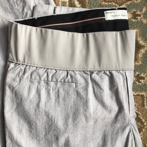 Gap Maternity |  ‘Modern Boot’ Pants! - Picture 2 of 7